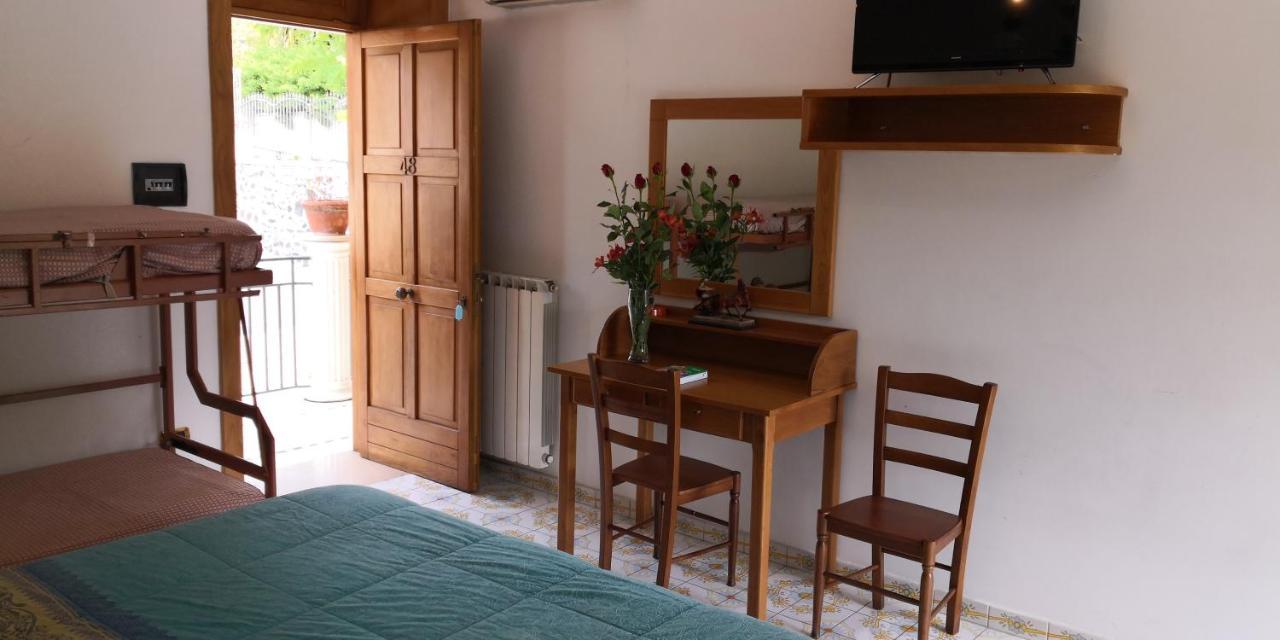 "Villa Pompei" Camere Familiari Zewnętrze zdjęcie